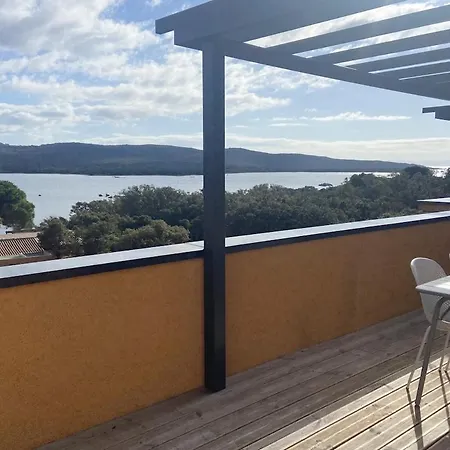 Appt T3 Terrasse Dans Bord De Avec Piscine