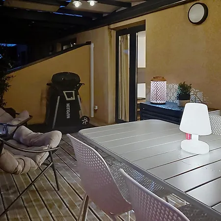 Appt T3 Terrasse Dans Bord De Avec Piscine Lejlighed *