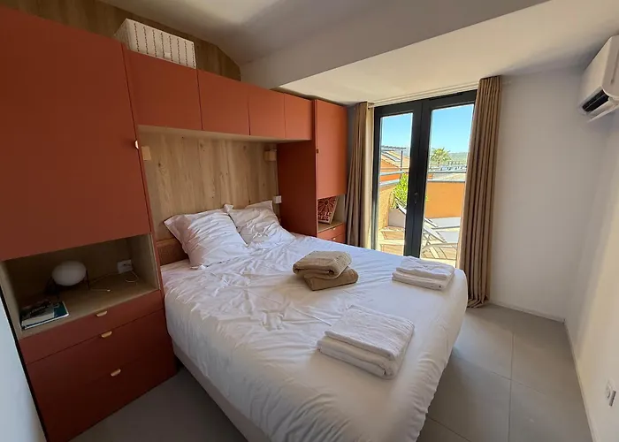 Apartment Appt T3 Terrasse Dans Bord De Avec Piscine Pianottoli-Caldarello (Corsica)