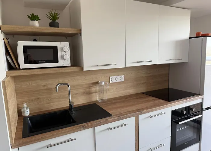 Appt T3 Terrasse Dans Bord De Avec Piscine Apartment Pianottoli-Caldarello (Corsica)